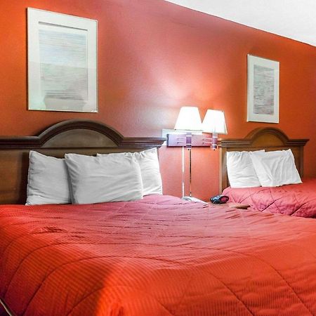 Rodeway Inn האריסברג מראה חיצוני תמונה