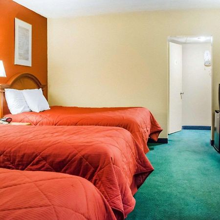 Rodeway Inn האריסברג מראה חיצוני תמונה