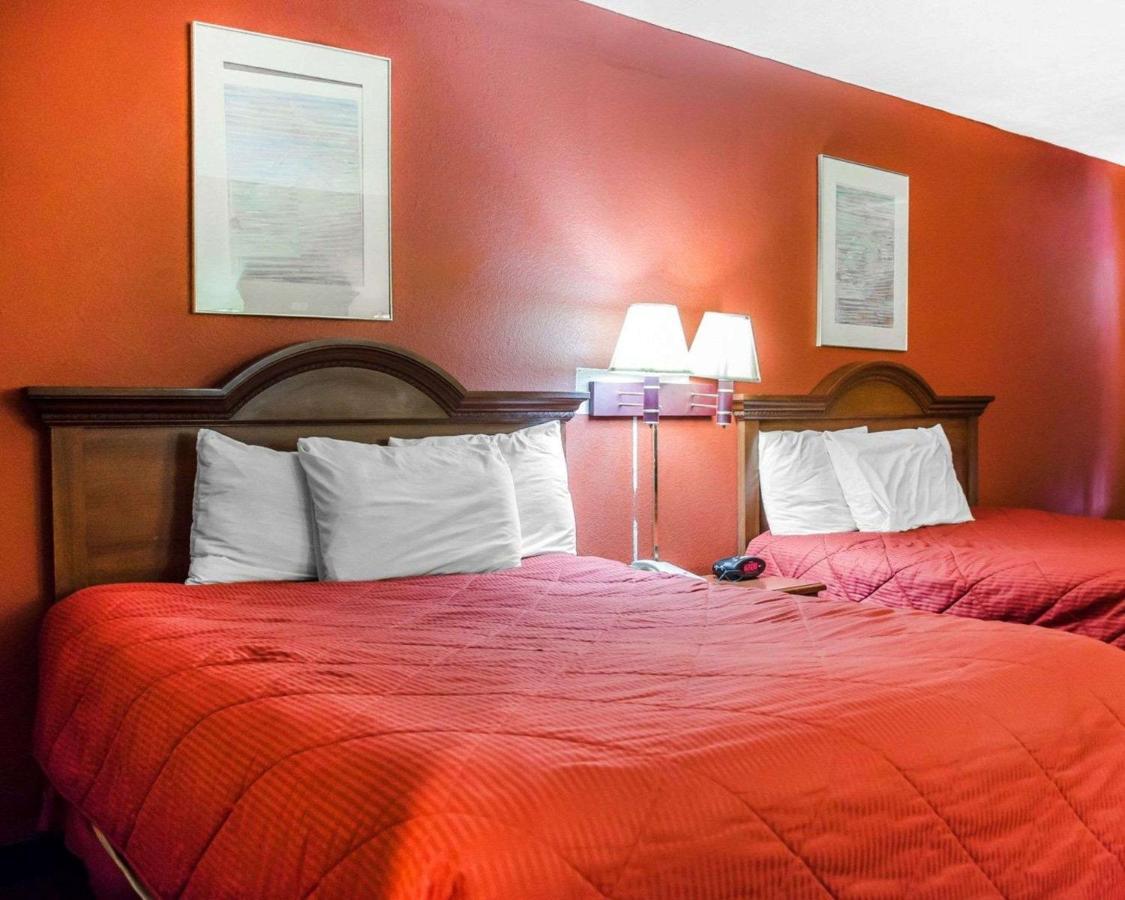 Rodeway Inn האריסברג מראה חיצוני תמונה