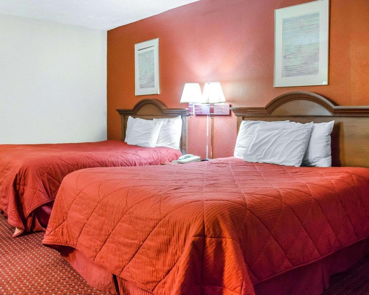 Rodeway Inn האריסברג מראה חיצוני תמונה