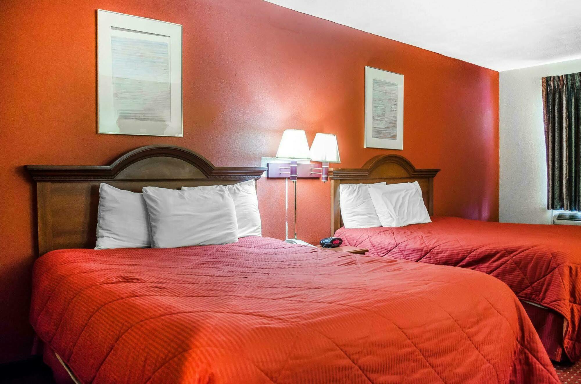 Rodeway Inn האריסברג מראה חיצוני תמונה